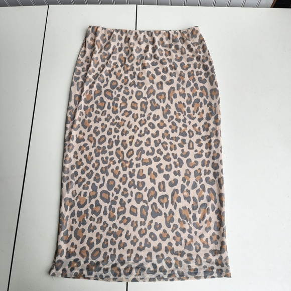 AFRM Beige Blush Animal Print Midi Skirt Elastic Soft Lined Mesh Stretch Sz M - Picture 1 of 9